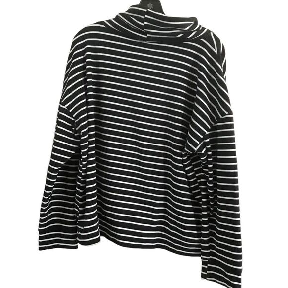 Time and Tru Black and White Striped Top Extra Large - Picture 9 of 10
